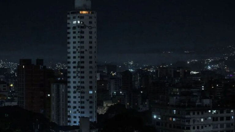 Wapres Venezuela Adakan Pertemuan Dewan Pertahanan Usai Serangan AS