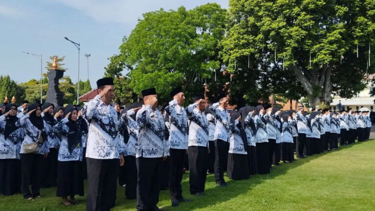 ASN di Kudus Kini Wajib Memilah Sampah, Dimulai dari Meja Kerja Sendiri