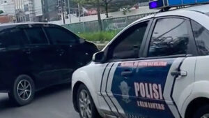 Polisi Amankan Pengemudi Mobil yang Berkendara Ugal-ugalan di Jakpus